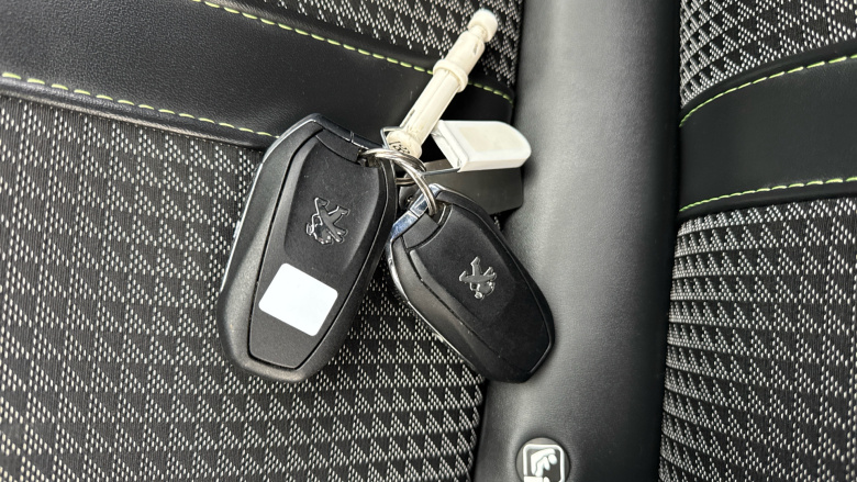 Peugeot 208 1.2 PureTech 100 GT 5dr Petrol Hatchback